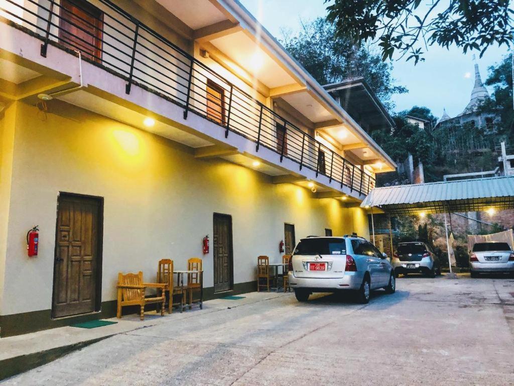 Pinlon Pann Motel Моламяйн Екстериор снимка